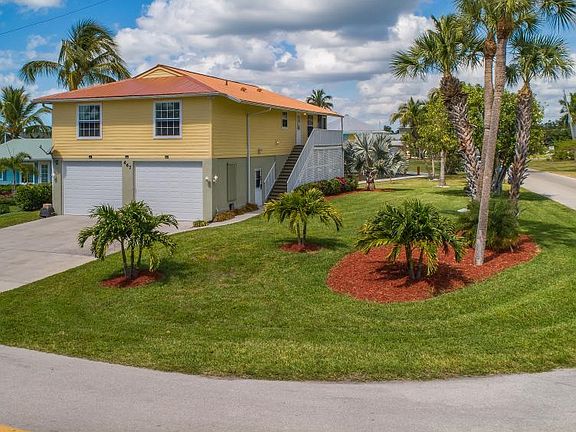 3rd image of 667 W Palm Ave