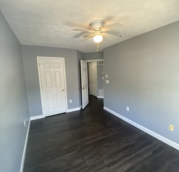 8025 Brookstone Ct — Photo 24