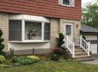 127 Emmet Ave, Staten Island, NY 10306