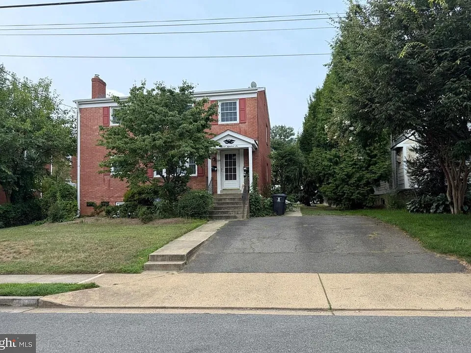 706 N Cleveland St