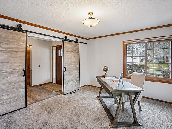 4th image of 5517 Kensington Cir
