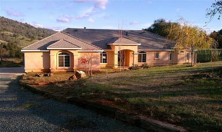 7176 Oat Hills Ln photo 1