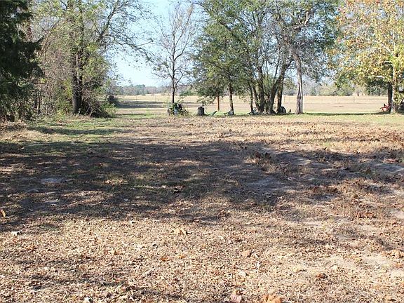4th image of 810 County Road 4815