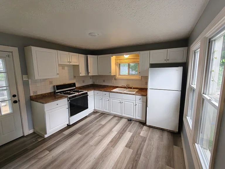 2314 13th St SW — Photo 13