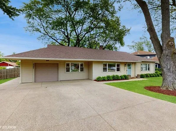 5327 S Willow Springs Rd, La Grange, IL 60525
