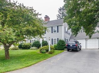 4 Robinhood Rd, Winchester, MA 01890