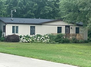 840 Edgecreek Dr, Wayland, MI 49348