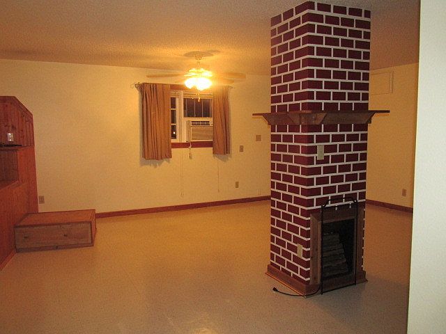 2nd image of 1112A 10th St