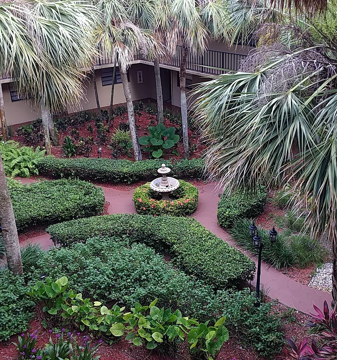 2 bed, 936 sqft, $2,250 — Photo 1