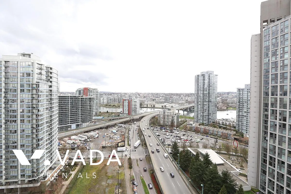 989 Beatty Street Vancouver — Photo 1