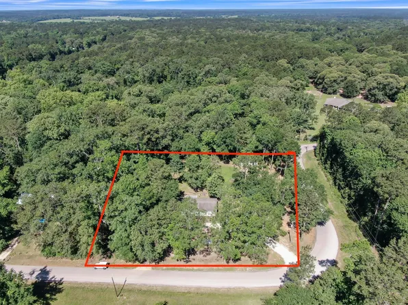 161 Lake Rd, Coldspring, TX 77331