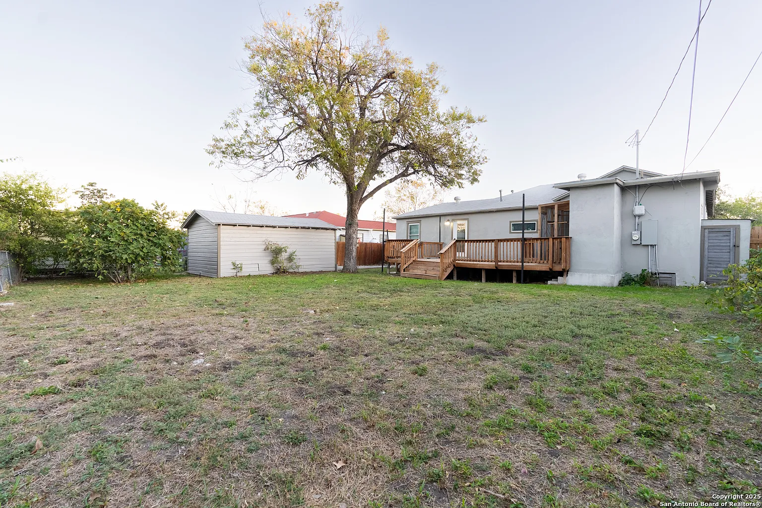 2519 W Huisache Ave — photo 17