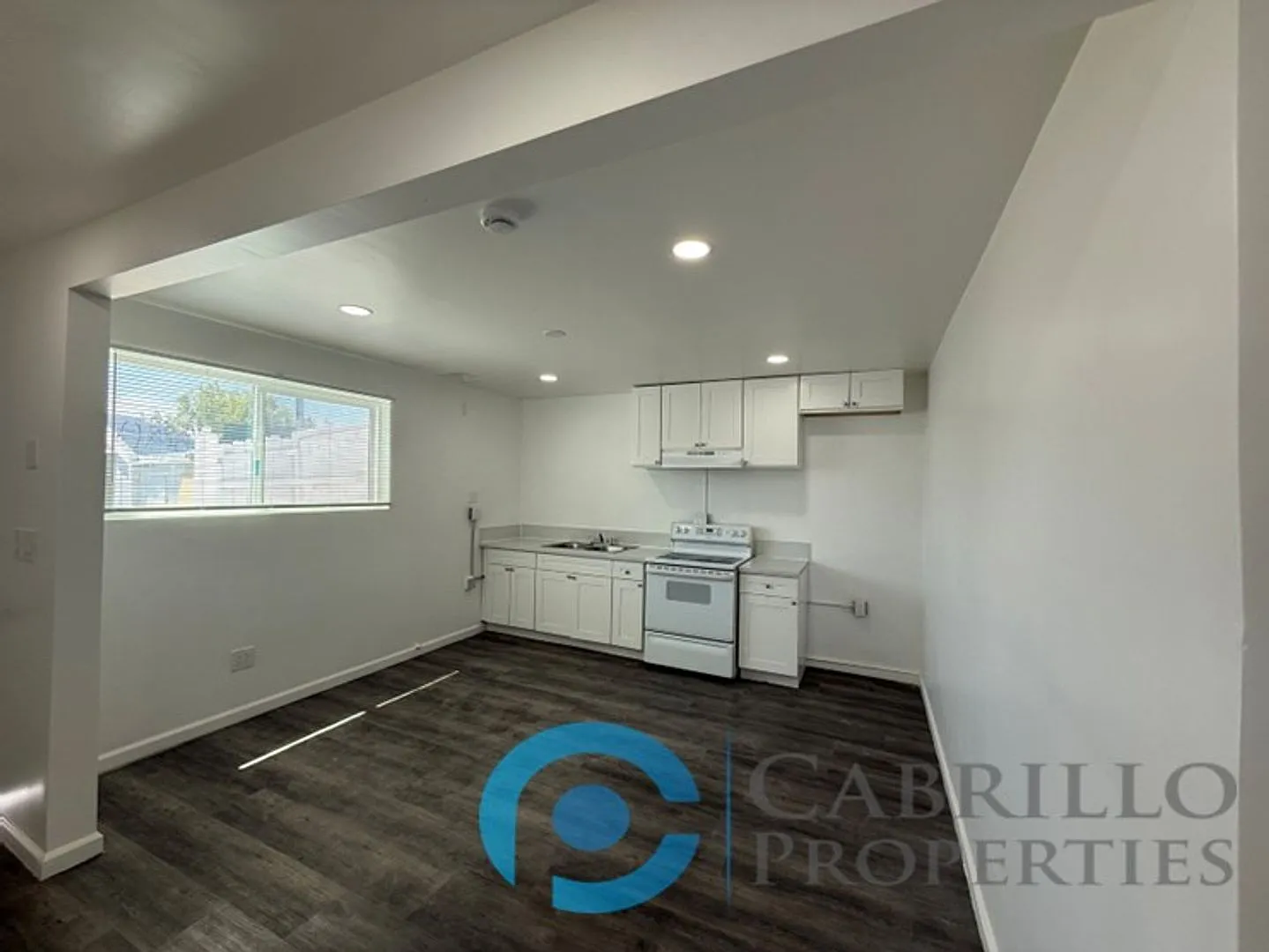 3 bed, 1.0 bath, $2,900 — Photo 1