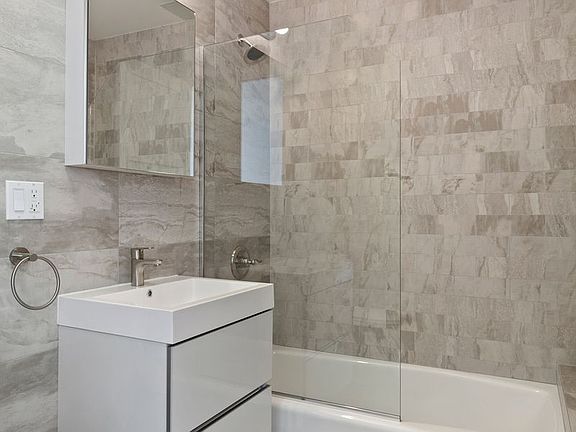5th image of 399 E 8th St #5C