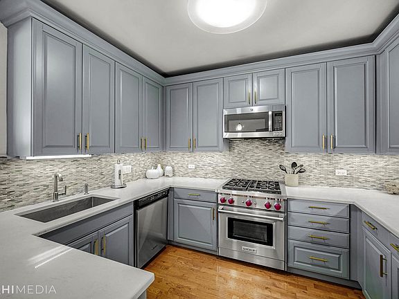 5th image of 420 E Waterside Dr Unit 3112