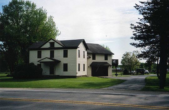 Two Seperate Living Quarters