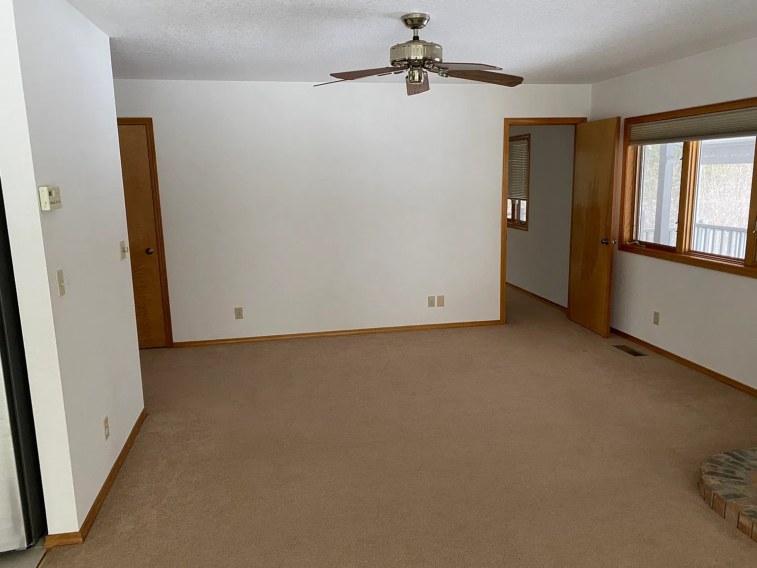 2 bed, 1200 sqft, $1,950 — Photo 2