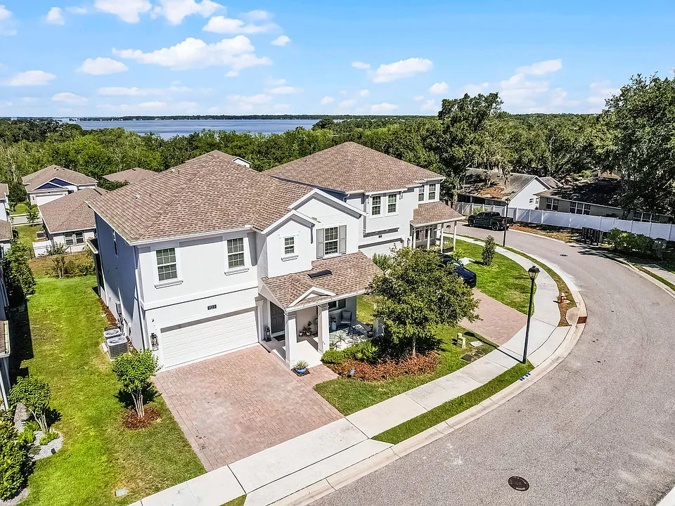 1123 Dora Parc Ln