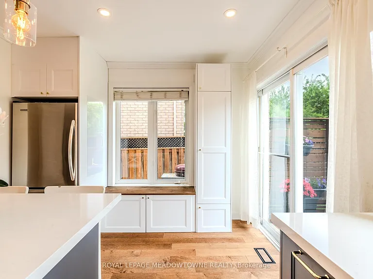 3206 Apricot St — Photo 20