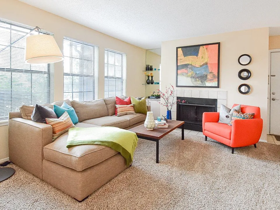 Park Laureate Apartment Homes