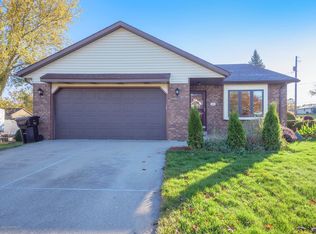 189 Brooklane Ave, Holland, MI 49423