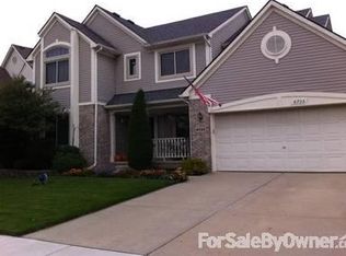 6735 Fox Hills Rd #84, Canton, MI 48187