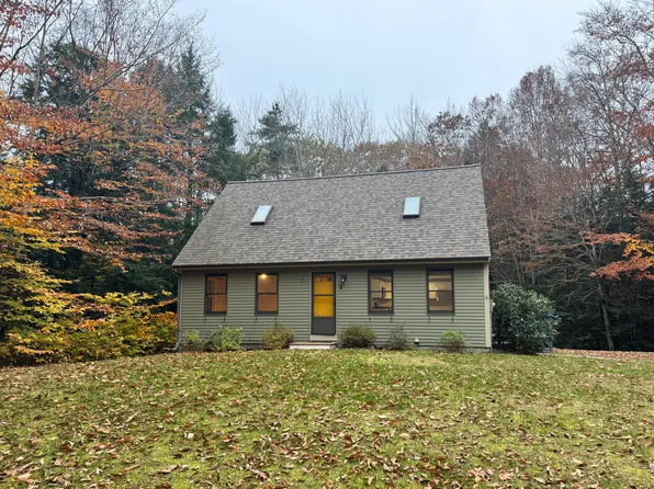 2 Fox Run, Windham, ME 04062