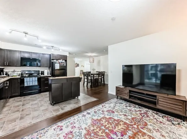 279 W Copperpond Cmn SE #1206, Calgary, AB T2Z 0S4