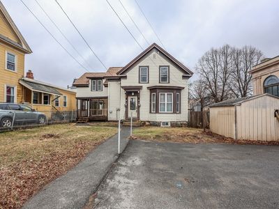 137 Parker St, Lawrence, MA, 01843