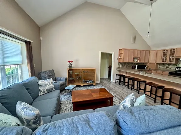 169 Park Ave W, Weymouth, MA 02190