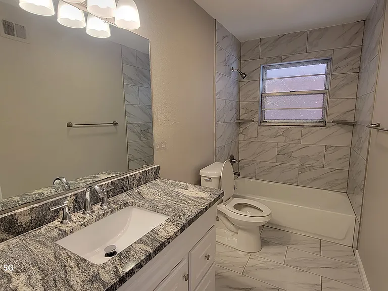 908 N Hughes St — Photo 21