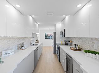 1001 SW 128th Ter APT 401B, Hollywood, FL 33027