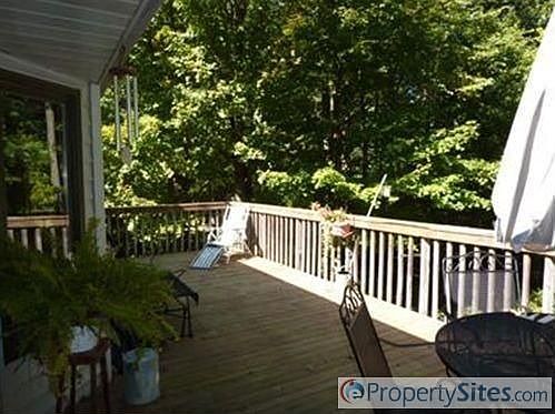 3rd image of 7849 Creekwood Dr SE