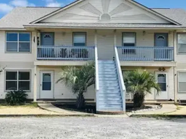 13944 River Rd APT A, Pensacola, FL 32507