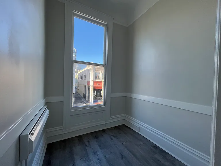 1430 Stockton St — Photo 29