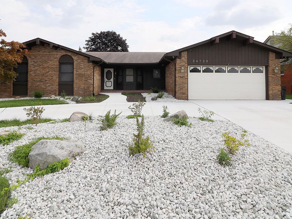 1st image of 34733 Navin Ave