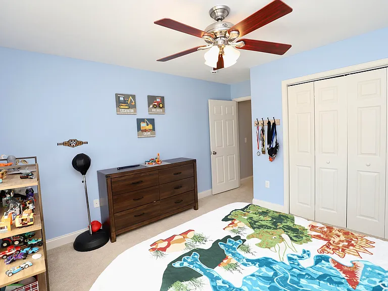 595 Saint Augustine Dr — Photo 33
