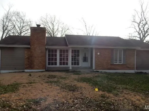 12654 Treeyard Ln, Saint Louis, MO 63138
