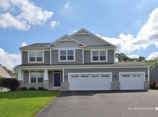 10718 Hunt Club Rd, Richmond, IL 60071