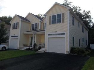 5 Bay Point Ln, Haverhill, MA 01835