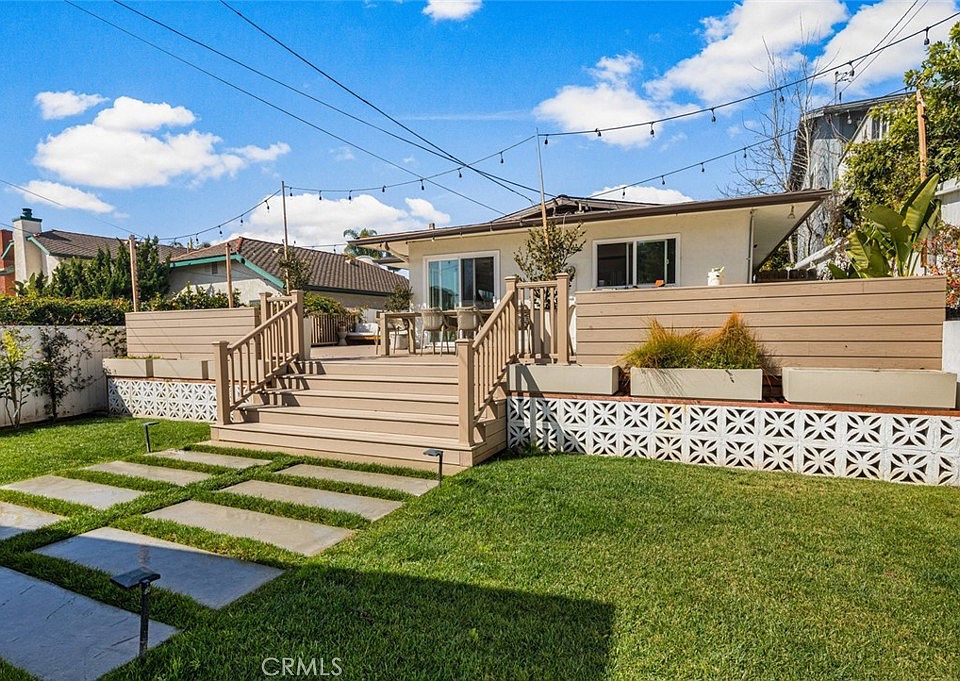 1st image of 131 W Avenida Cordoba