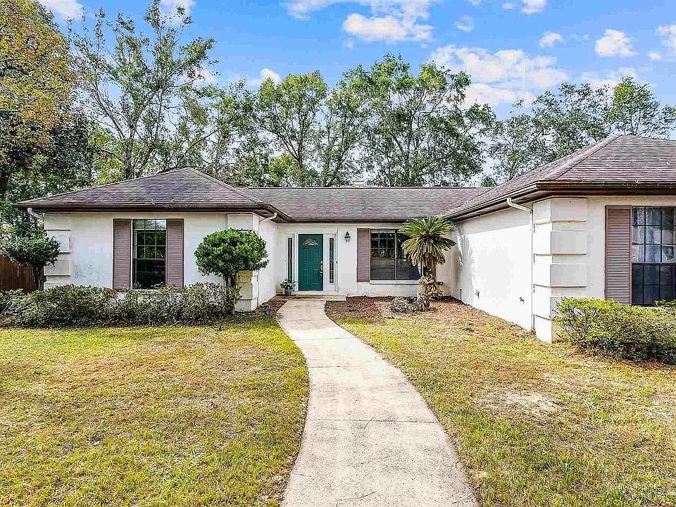 1st image of 3735 Hidden Oak Dr