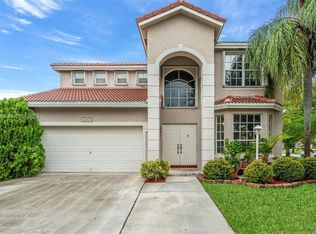 1660 NW 143rd Ter, Pembroke Pines, FL 33028