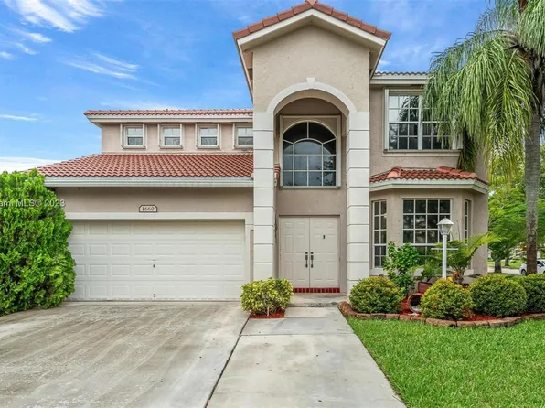 1660 NW 143rd Ter, Pembroke Pines, FL 33028