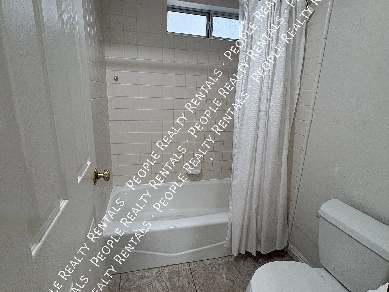 1 bed, $1,000 — Photo 4
