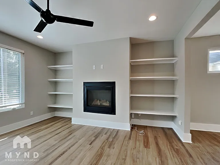 1214 Garner Rd — Photo 4