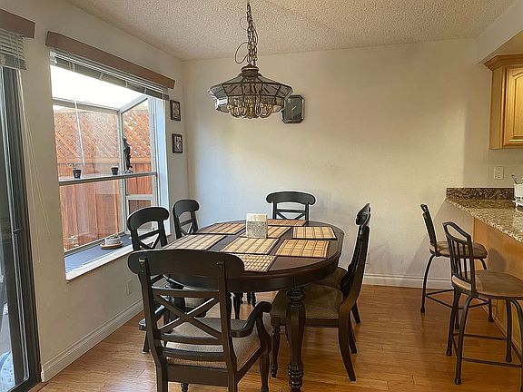 4th image of 115 Shelley Ave APT C