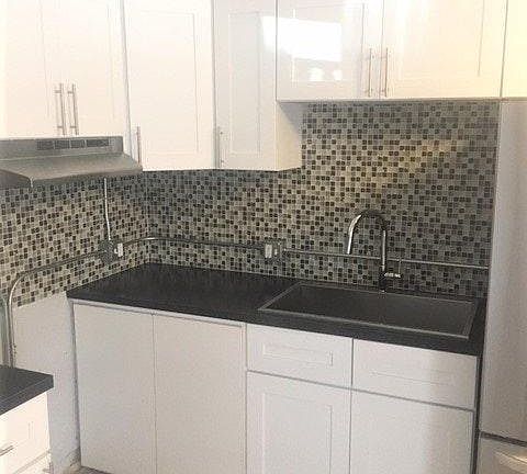 4th image of 605 N Virginia St APT 4