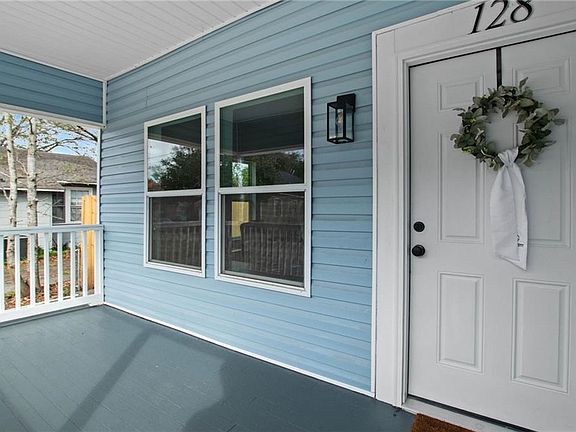 5th image of 128 Bush Ave
