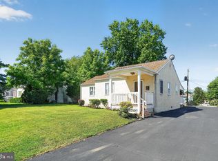 137 Walker Ln, King Of Prussia, PA 19406